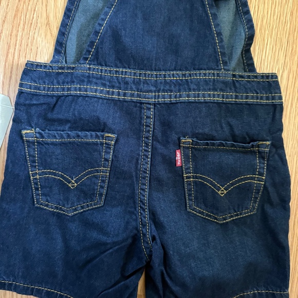 Levi’s Bib Overalls - Picture 7 of 12